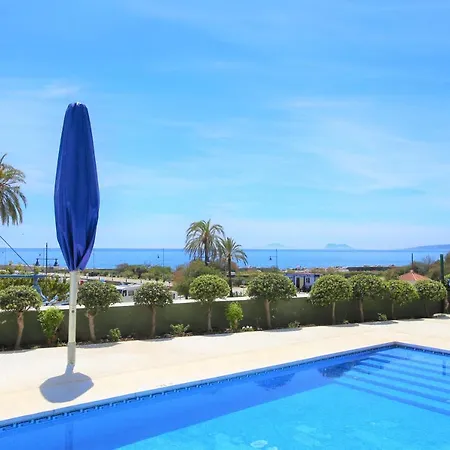 Lorna Estepona
