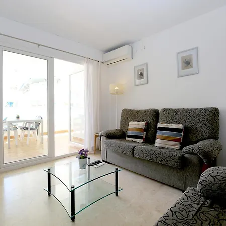 Lorna Apartment *